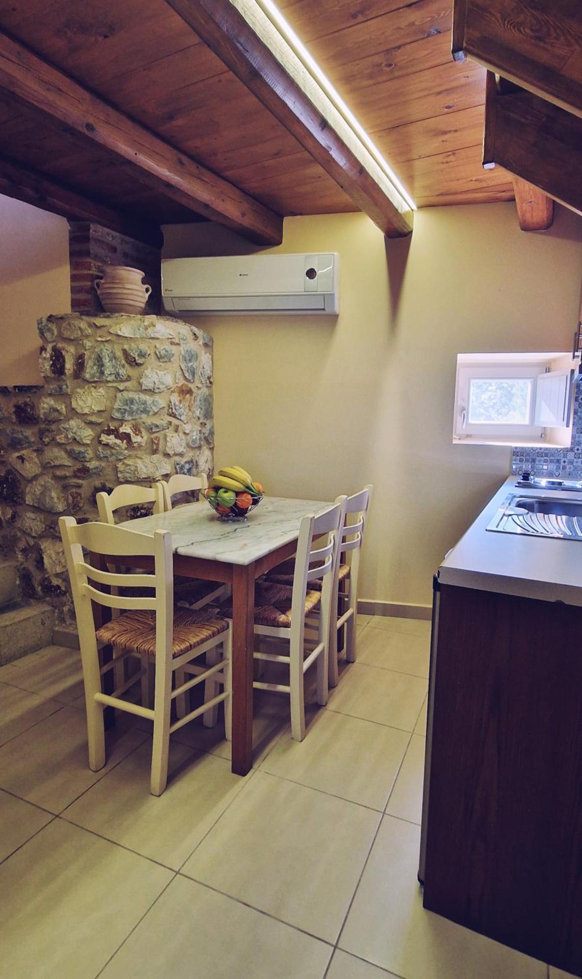 Arxontiko Taygeti Hotel Mystras Exterior photo